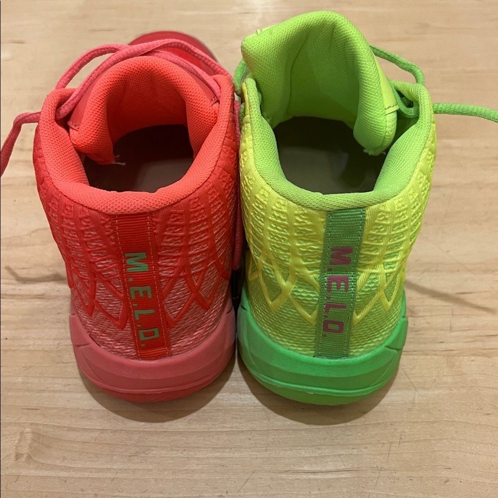 Vibrant Kids Sneakers - Green and Red - Picture 2 of 5
